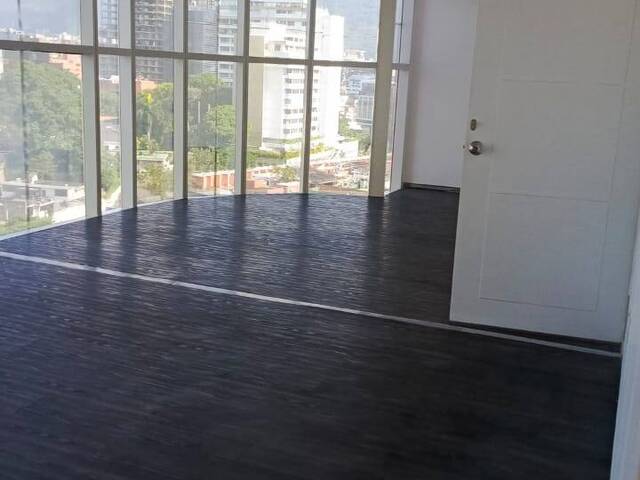 #1 - Oficina para Venta en Caracas - A