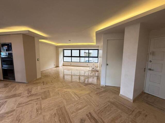 #5 - Departamento para Venta en Caracas - A
